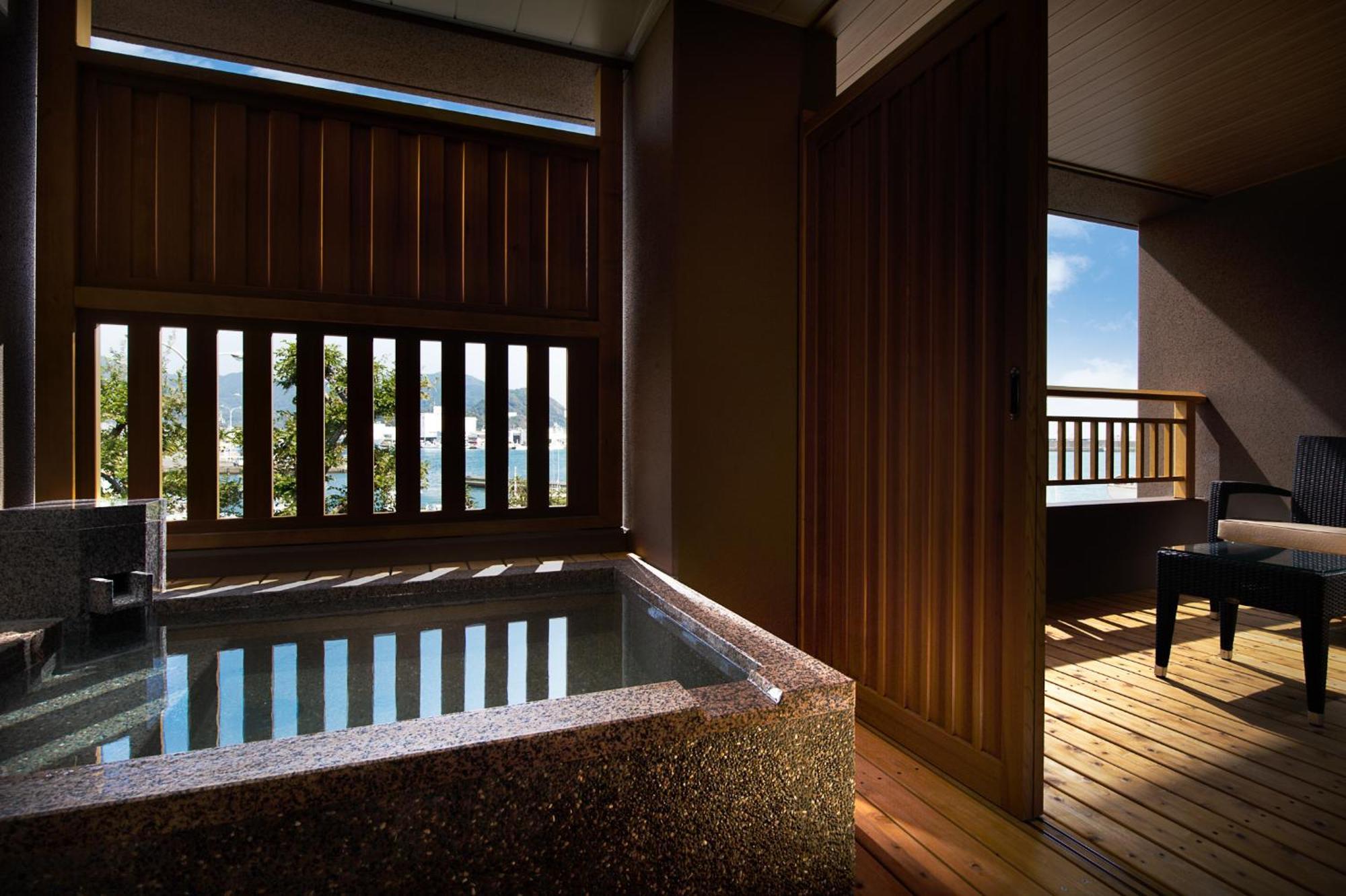 Hotel Migiwaya à Yaizu Extérieur photo