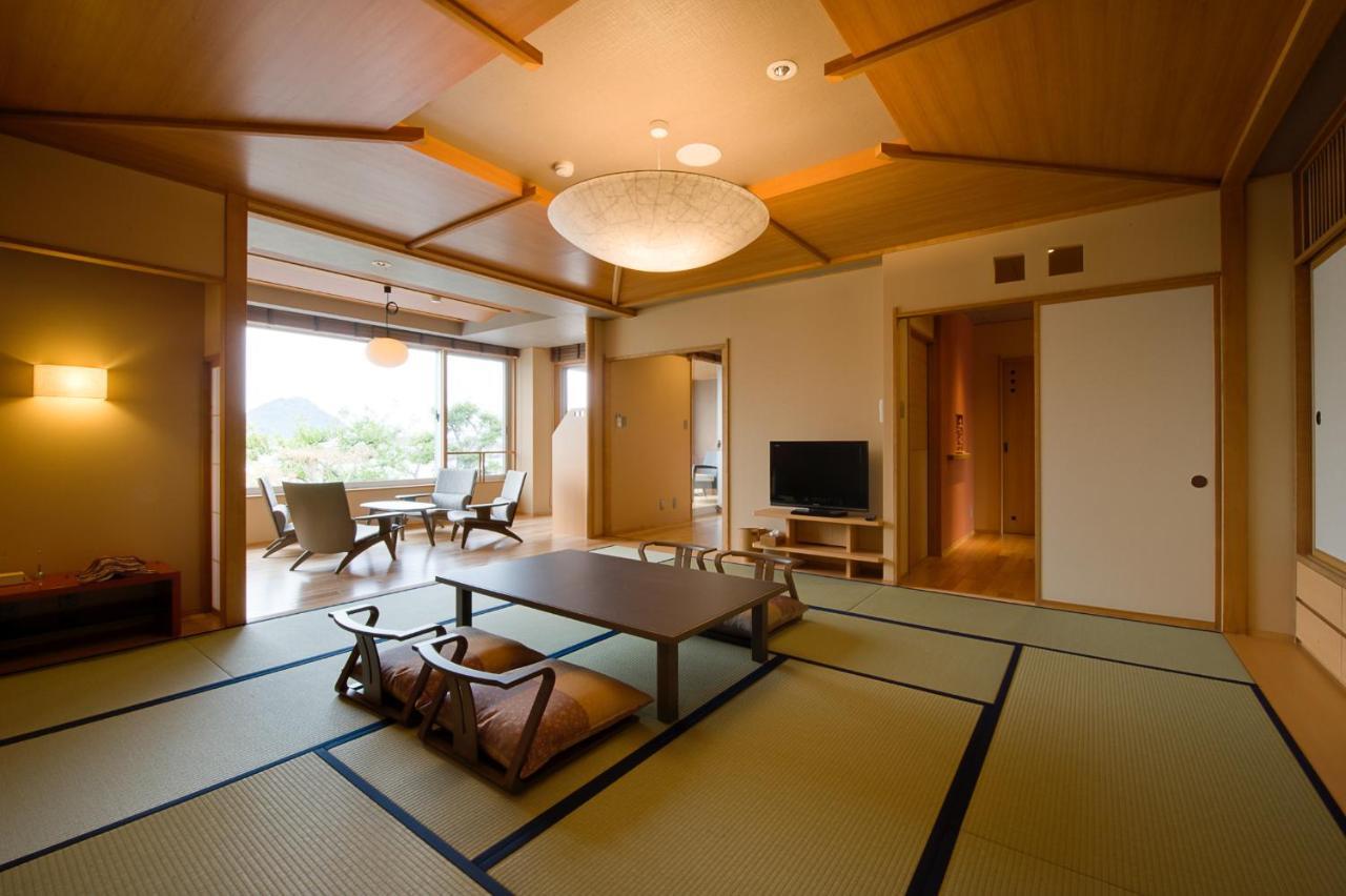 Hotel Migiwaya à Yaizu Extérieur photo